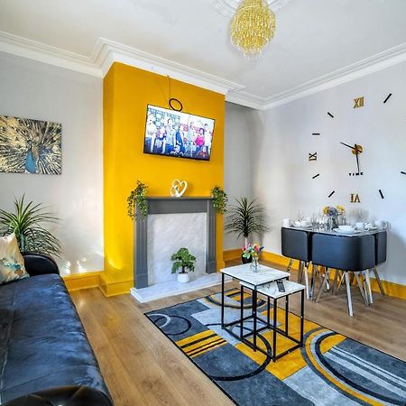 *1Es* For Your Most Relaxed & Cosy Stay + Free Parking + Free Fast Wifi * Leeds  Dış mekan fotoğraf